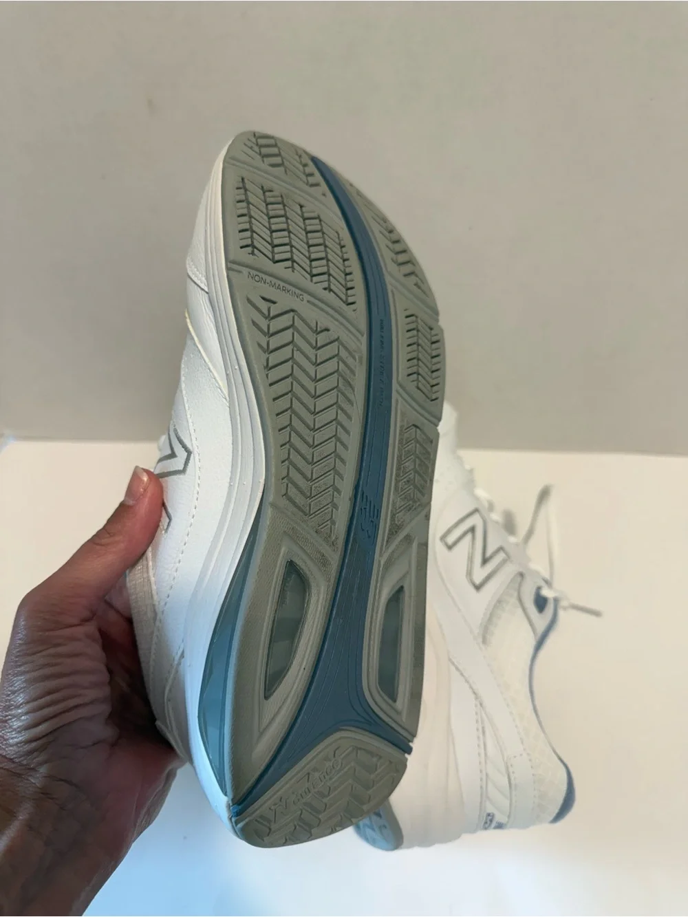 New Balance 928v3 White/Gray/Blue lace up low top sneaker WW928WB3 ladies 8
